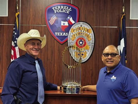 World Series trophy visits Terrell | Terrell Tribune