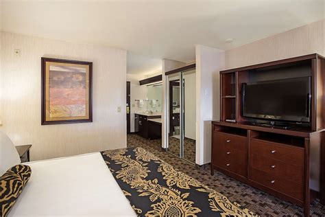 Shilo Inn Suites Hotel - Portland Airport Portland, Oregon, US - Reservations.com