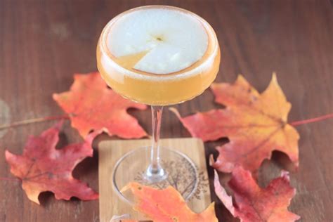 bookcooker: Applefest: Fall Applejack Cocktail