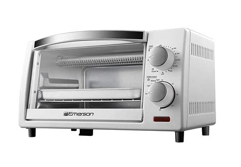 Emerson ER101002 White Convection Countertop Four Slice Toaster Oven ...