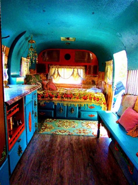 20+ Cozy & Colorful RV Interior Ideas For Cheerful Camping Trip ...