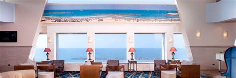 Renaissance Tel Aviv hotel-A luxury hotel on the Mediterranean beach in ...