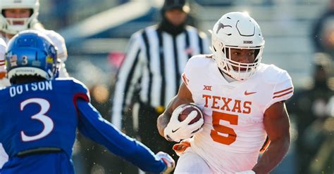 WATCH: Texas Longhorns RB Bijan Robinson Reacts to Selection in Dallas ...