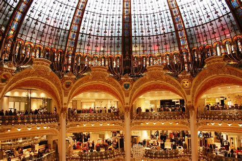 5 World Famous Department Stores in Paris Worth a Visit