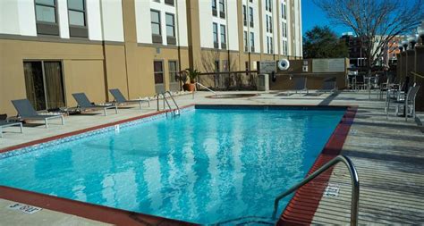 Hotels in Beaumont, Texas - Hampton Inn Beaumont