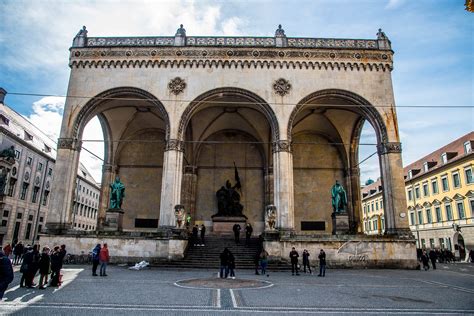 The Odeonsplatz in Munich - KASADOO