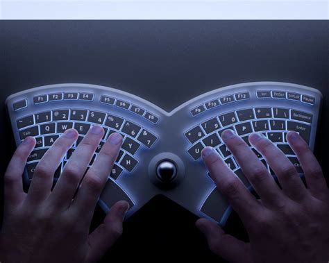 Typing with an Ergonomic Keyboard | Neurosurgery & Spine Consultants