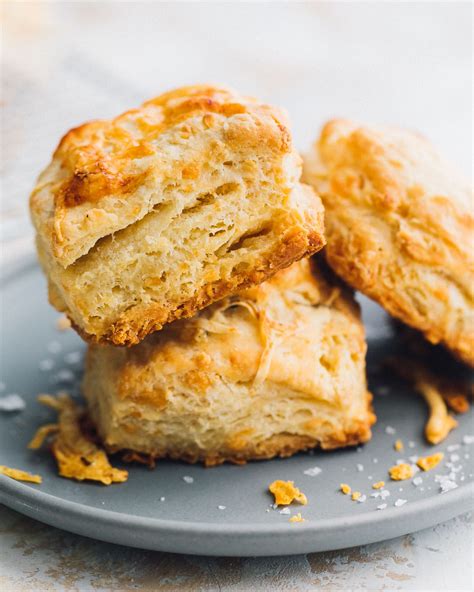 Flaky 5 Ingredient Sourdough Discard Biscuits | Recipe Cart