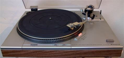 Sanyo turntable - Catawiki