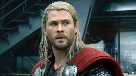 10 Best Chris Hemsworth's Hairstyles of All Time - The Trend Spotter