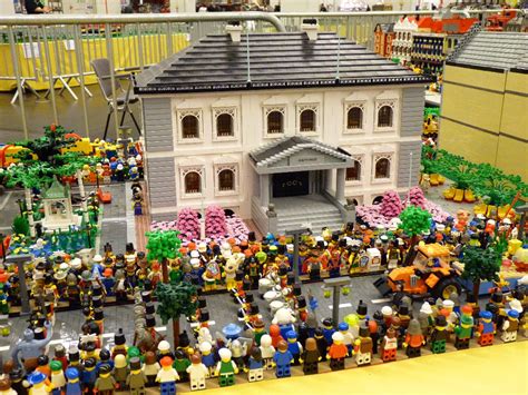 Brick Town Talk: November 2010 - LEGO Town, Architecture, Building Tips, Inspiration Ideas, and ...