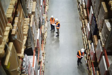 Best Practices in Warehouse Management [A Complete Guide]