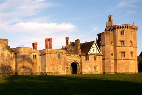 King Henry VIII’s honeymoon castle lists for $10.3M - Curbed