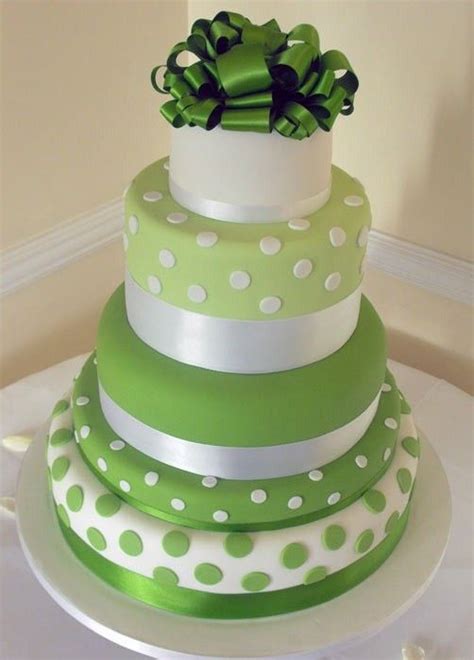 Green Polka-dot Cake | Green wedding cake, Green cake, Cool wedding cakes