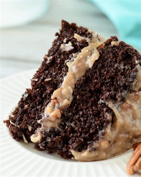 German Chocolate Cake {with Coconut Pecan Frosting!} | Lil' Luna