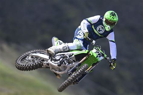 RIDING THE 2023 KAWASAKI KX450SR: THE WRAP - Dirt Bike Magazine