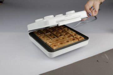 Building Brick Waffle Maker