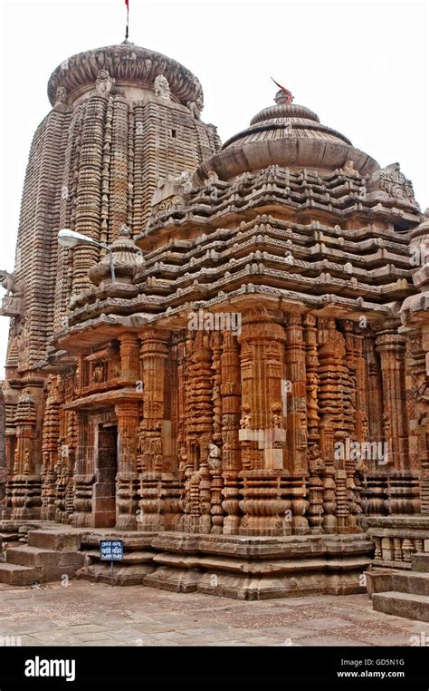 Lingaraj temple bhubaneshwar orissa hi-res stock photography and images ...