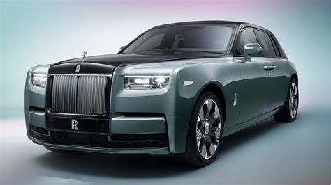 Preview: 2023 Rolls-Royce Phantom Series II goes heavy on the details