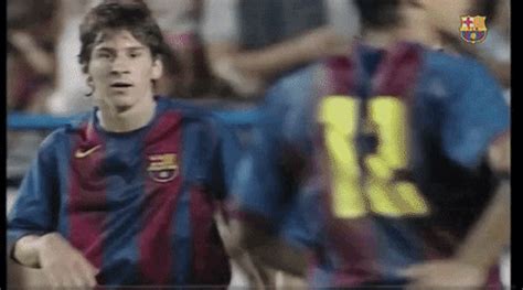 Messi GIFs - Find & Share on GIPHY