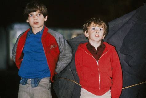 Elijah Wood (left) and Joseph Mazzello (right) on the set of "Radio Flyer" (1992). | Elijah wood ...