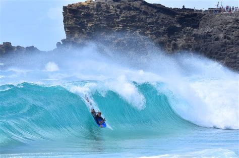 Riding the Waves of Paradise: A Guide to Surfing in Hawaii | Cuvee