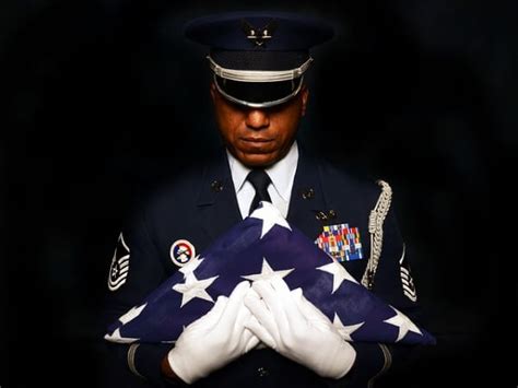 Veterans Burial Flags | McInnis Mortuary | Eutaw AL funeral home and cremation