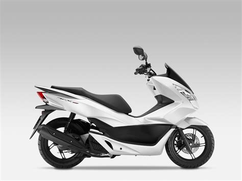 2015 Honda PCX150 Review