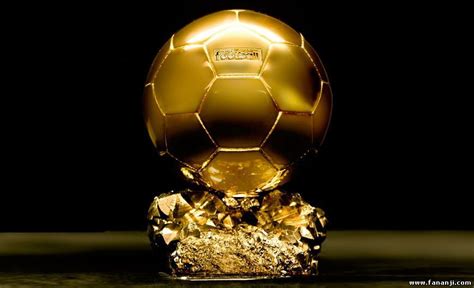 fifa gold ball - Bing Images | Oro, Foto di calcio, Argento