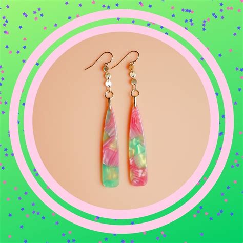 Kelly Clarkson-Inspired Drop Earrings | Delicora Throwback Earrings Inspired by the '90s and ...