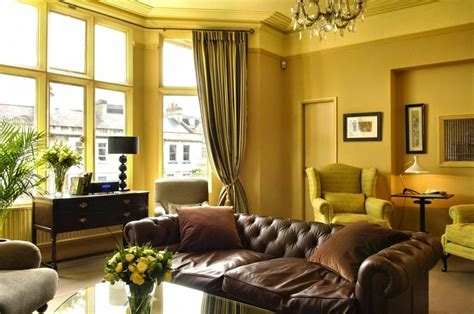 Elite Decor: 2015 Decorating Ideas with Yellow Color | Brown living ...
