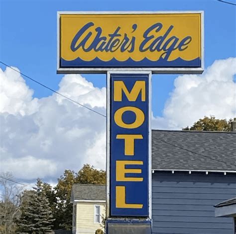 12 Unique Places to Stay in Alpena Michigan [including locally-owned hotels in Alpena Michigan ...