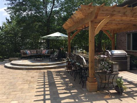 Raised Flagstone Patio, Pergola, & Outdoor Kitchen - Green Oaks, IL - Landscape Design Build ...