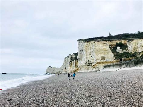 Cliffs of Étretat: Natural marvels on the coast of Normandy