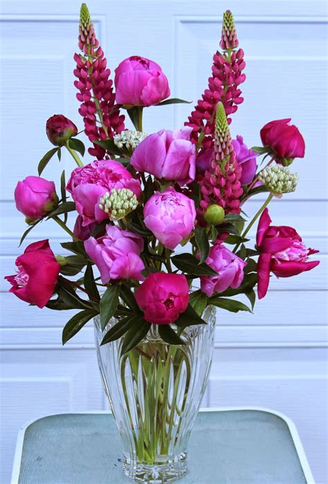 FLORAL ARRANGEMENTS 2014--USING PEONIES, ROSES and LILIES - Sowing the Seeds