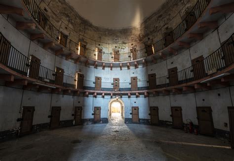 Gallery of The Architecture of Surveillance: The Panopticon Prison - 12