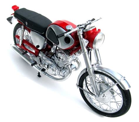 Honda Super Hawk Motorcycle 1:8 Scale Revell Model Kit #H-1233 Review ...