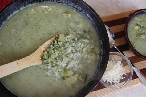 Italian Broccoli Soup Made With Rice || So Simple And Delicious ...