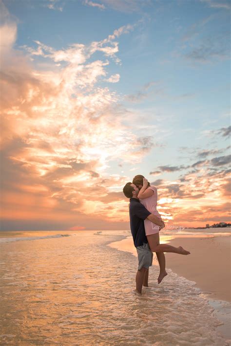 Engagement Photography Destin - http://www.ljenningsphotography.com/engagement-photography ...