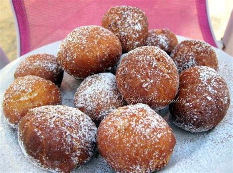 Koesisters - Cape Malay "Doughnuts" | Koeksisters recipe, Doughnut recipe easy, Homemade donuts ...