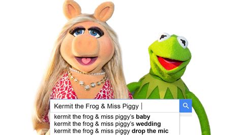 Kermit & Miss Piggy Answer the Web's Most Searched Questions