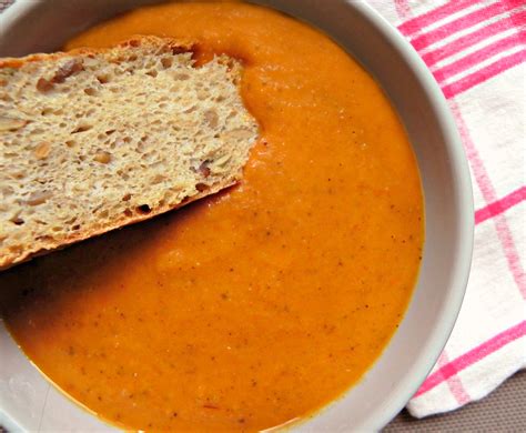 Roasted Tomato Soup with Dipping Bread
