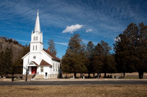 File:Little country church Cedar Valley near Winona, MN.jpg - Wikimedia Commons