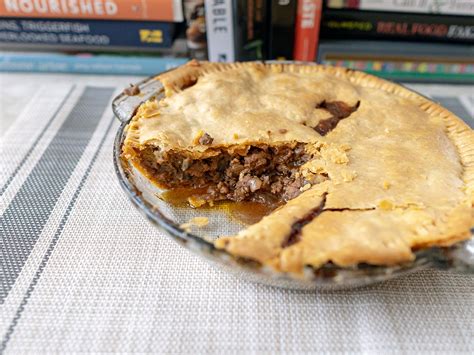 Recipe: British beef and onion pie – Shop Smart