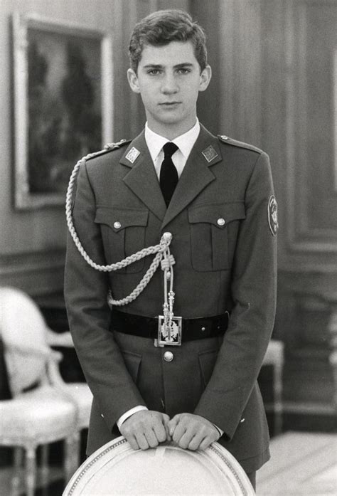 Felipe VI, military dress : r/monarchism