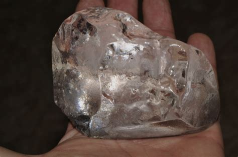 Mysterious origins of mega diamonds | UCT News