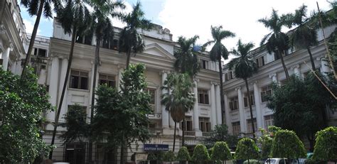 Calcutta University: Ranking, Courses, Fees, Admission 2024, Placements