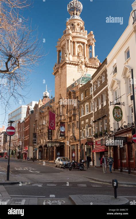 London Coliseum theatre Stock Photo - Alamy