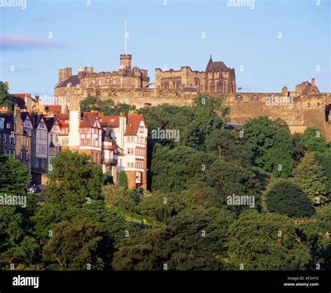 Edinburgh Castle and Ramsay Gardens, Edinburgh, Scotland, UK Stock Photo - Alamy