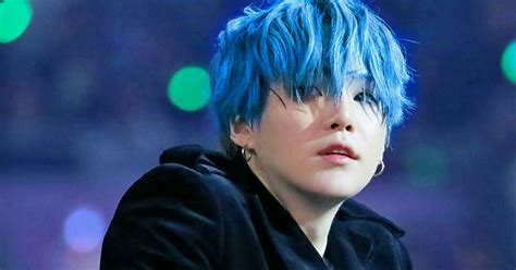 Min Yoongi Bts, Min Suga, Suga Suga, Light Blue Hair, Bts Header, Light Blue Aesthetic, Kim ...